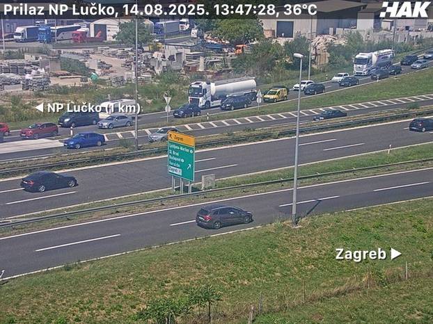 FOTO Stiže nam novi produženi vikend: Pogledajte stanje na cestama, polako se gužvaju...