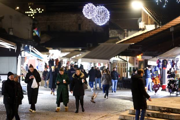 Sarajevo: Blagdanska atmosfera u centru grada