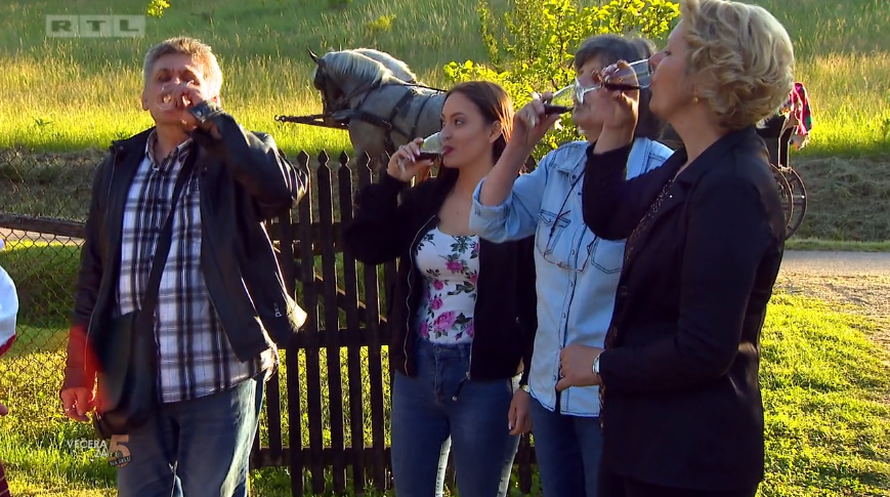 Agica oduševila goste šokačkom večerom i preuzela je vodstvo, a Vanesa je našla dlaku  u jelu