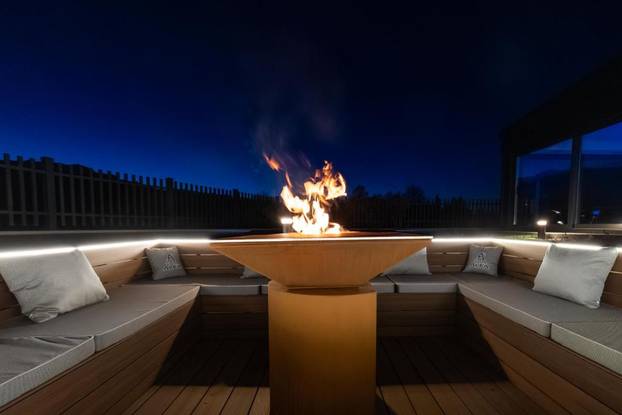 FOTO Ovako izgleda vila bivšeg potpredsjednika HDZ-a. Noćenje 1100 eura, ima bazen, saunu...