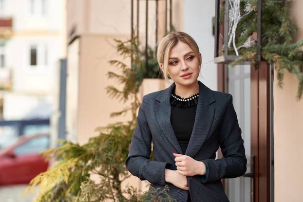 FOTO 20 modnih izbora koji će vaš izgled učiniti svježijim