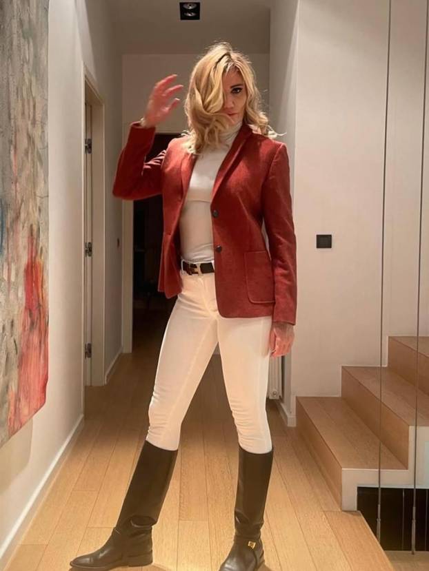 FOTO Bivša Mamićeva supruga pokazala tko joj je ukrao srce