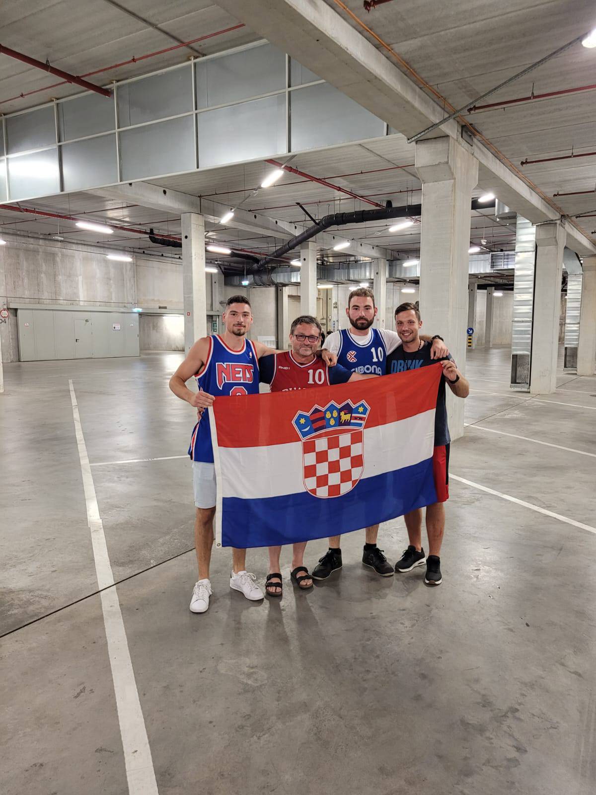Uh, ovo boli: Slovenci održali Hrvatskoj školu košarke, u nedjelju ovisimo i o njima!