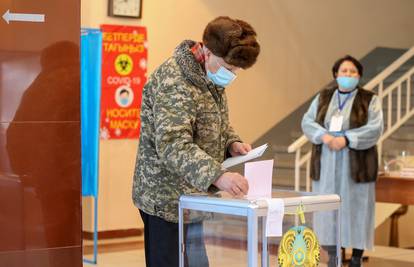 U tijeku je ustavni referendum u Kazahstanu nakon nereda i nasilnih prosvjeda iz siječnja