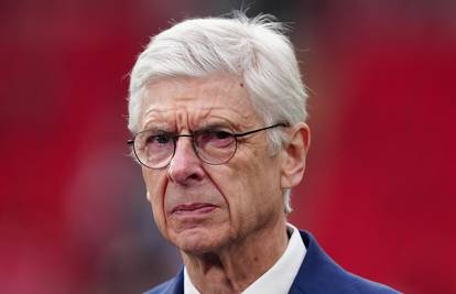 Wenger: 'Molim se da Arsenal bude prvak. Ali očito bih trebao popraviti kvalitetu tih molitvi'