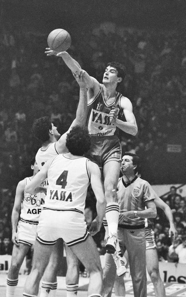 Povijesna utakmica kada je KK Zadar pobijedio KK Cibona u finalu Prvenstva Jugoslavije, 26.4.1986.
