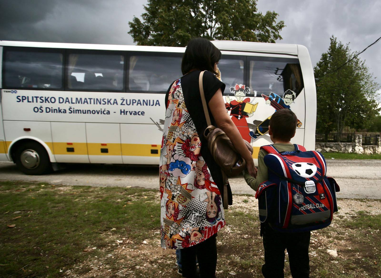 'Ravnateljica će dozvoliti': Nikola ipak otišao školskim autobusom na nastavu!