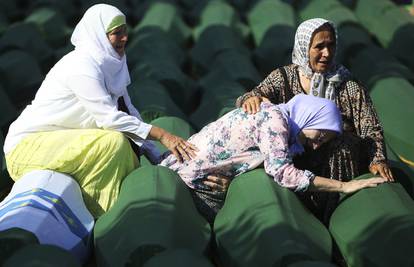 'Majke Srebrenice' dižu tužbu: 'Za genocid je odgovoran i UN'