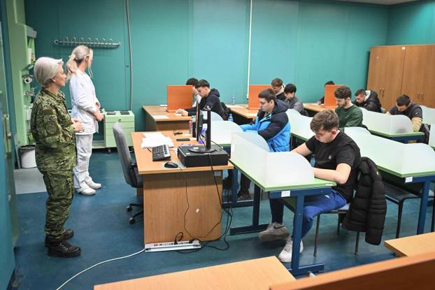 FOTO Ovako izgleda liječnički pregled prije vojne obuke