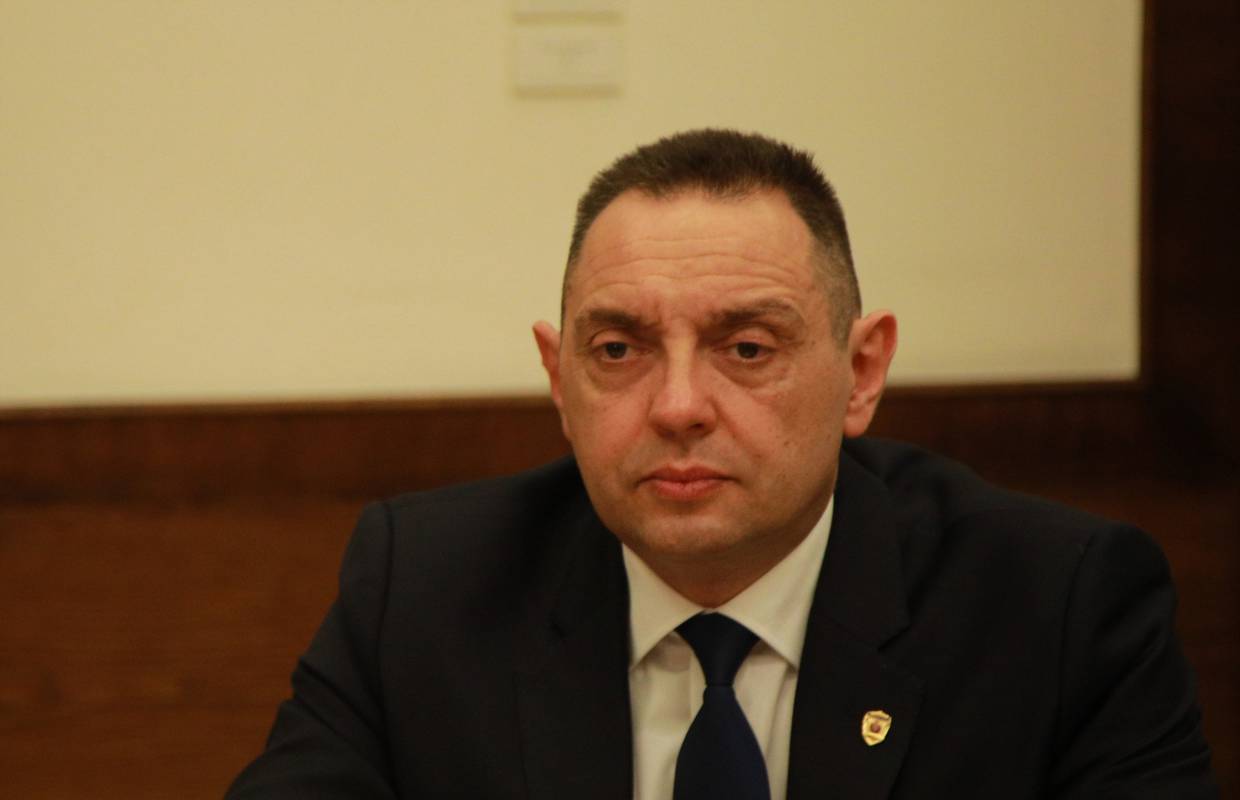 Vučićev klaun opet bijesno laje i vrijeđa Gotovinu: 'Dokazani ustaša i neosuđeni zločinac'