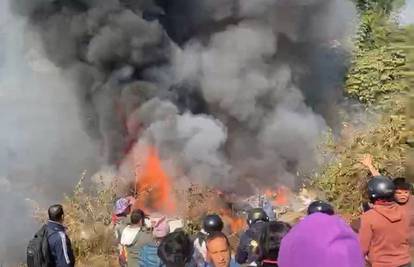 Nepal: Najmanje 68 poginulih u stravičnoj zrakoplovnoj nesreći