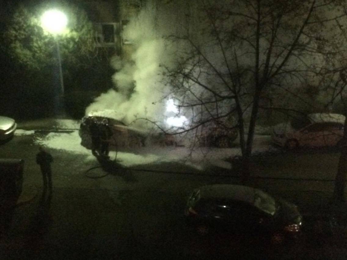 Utvrđuje se uzrok: U Osijeku noćas izgorjela dva automobila