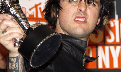 Billie Joe Armstrong je nazvao Psya herpesom koji ne prolazi