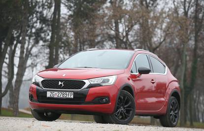 Testirali smo DS4 Crossback: Šminker  živi na visokoj nozi