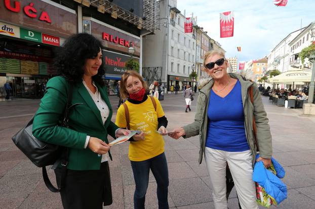 Rijeka: Najavljena humanitarna akcija "Moje mjesto pod suncem" i otvorena izložba dječjih radova