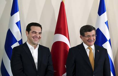 Davotoglu: "Turska i Grčka imaju isto stajalište o krizi"