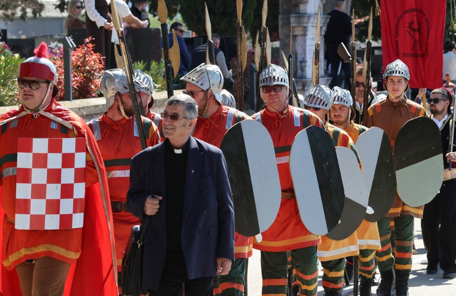 Katuni : Tradicionalni 25. Hrvatski festival žudija