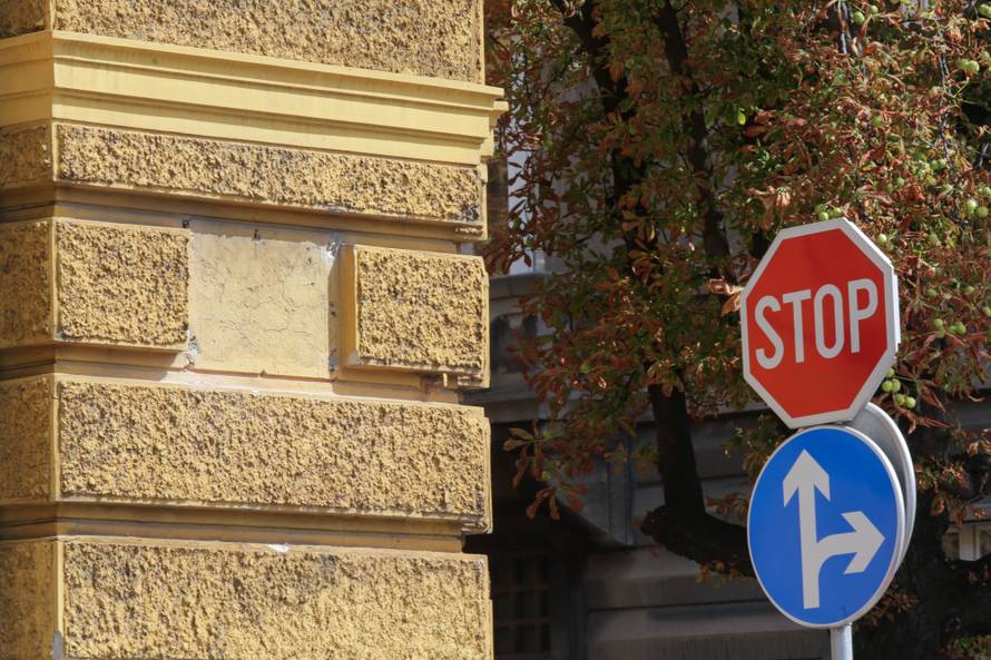 Muškarac koji je skinuo Titovu ploču bio je na razgovoru