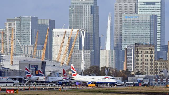 London City Airport closed