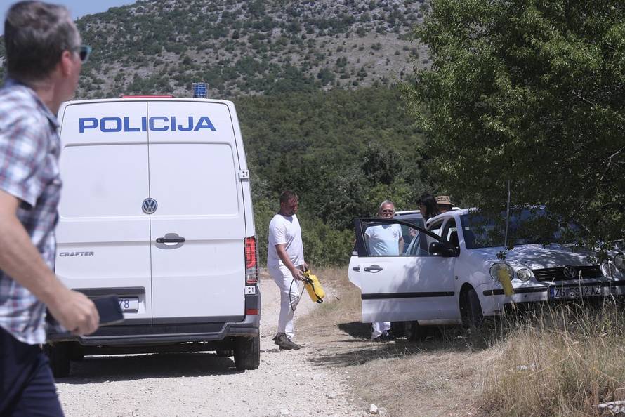 Vrlika: Danas počinje cijepljenje stoke zbog bedrenice