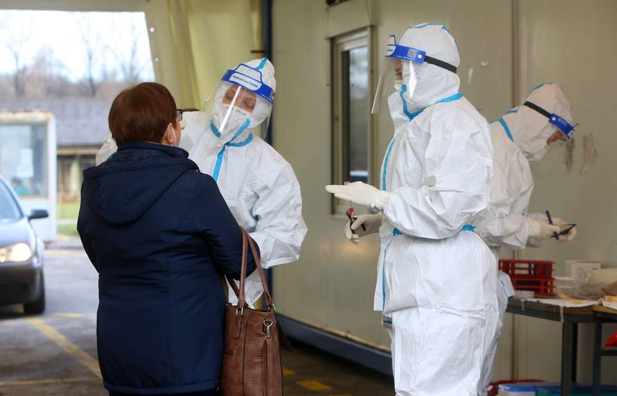 Drive in testiranje na koronavirus u prostoru nekadašnje vojarne Luščić