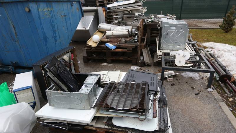 Komunalci diljem Hrvatske: Staru elektroniku nemojte dovoziti u reciklažna dvorišta