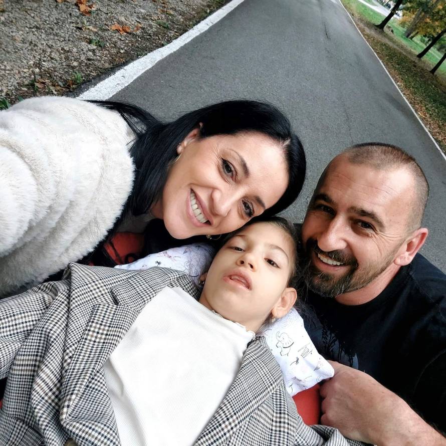 Reanimirali su je 20 minuta na porodu i dali tri posto šanse za život: 'Mia slavi 9. rođendan!'