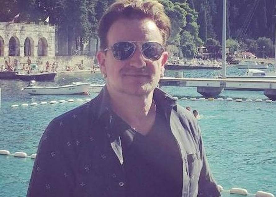 Šarmer u Cavtatu: Dečkima iz benda pridružio se i Bono Vox