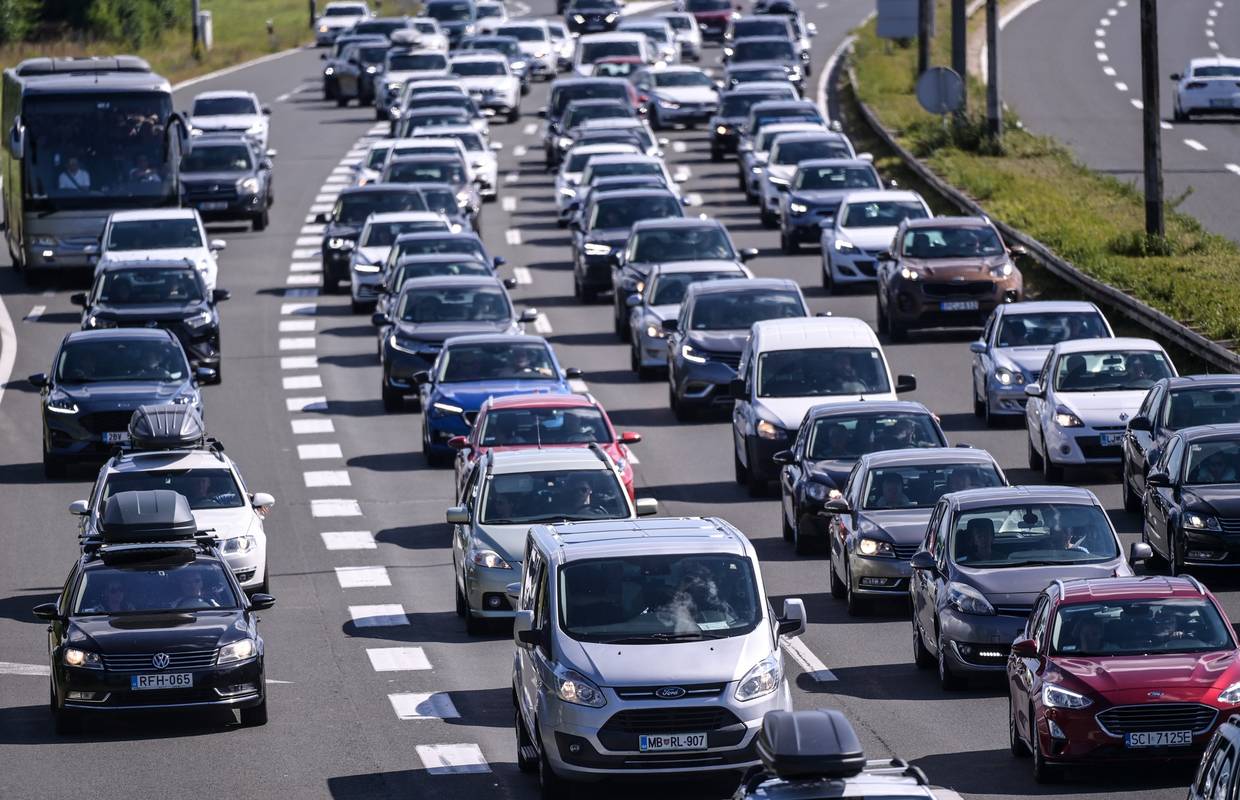 Vikend rasturio: Ovo je najveći broj vozila u povijesti HAC-a