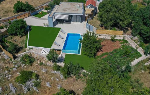 Ovo je vila zbog koje su priveli muža Ivane Ninčević Lesandrić. Rentali je za skoro 400 € noć!