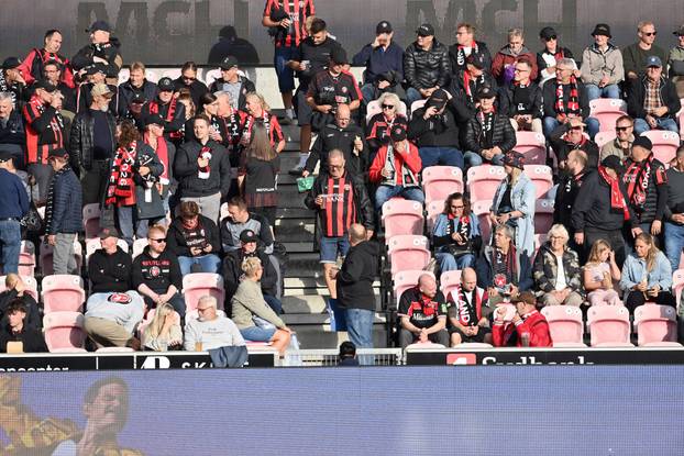 Navijači na utakmici Midtjyllanda i Rijeke u play-offu za ulazak u UEFA Konferencijsku ligu