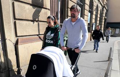 'Ivanišević traži novu kuću jer se gužvaju Nives, sin Oli i pas'