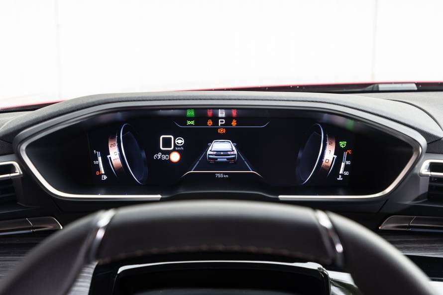 Nekad poslovnjak, a danas je Peugeot 508 atraktivan kupe