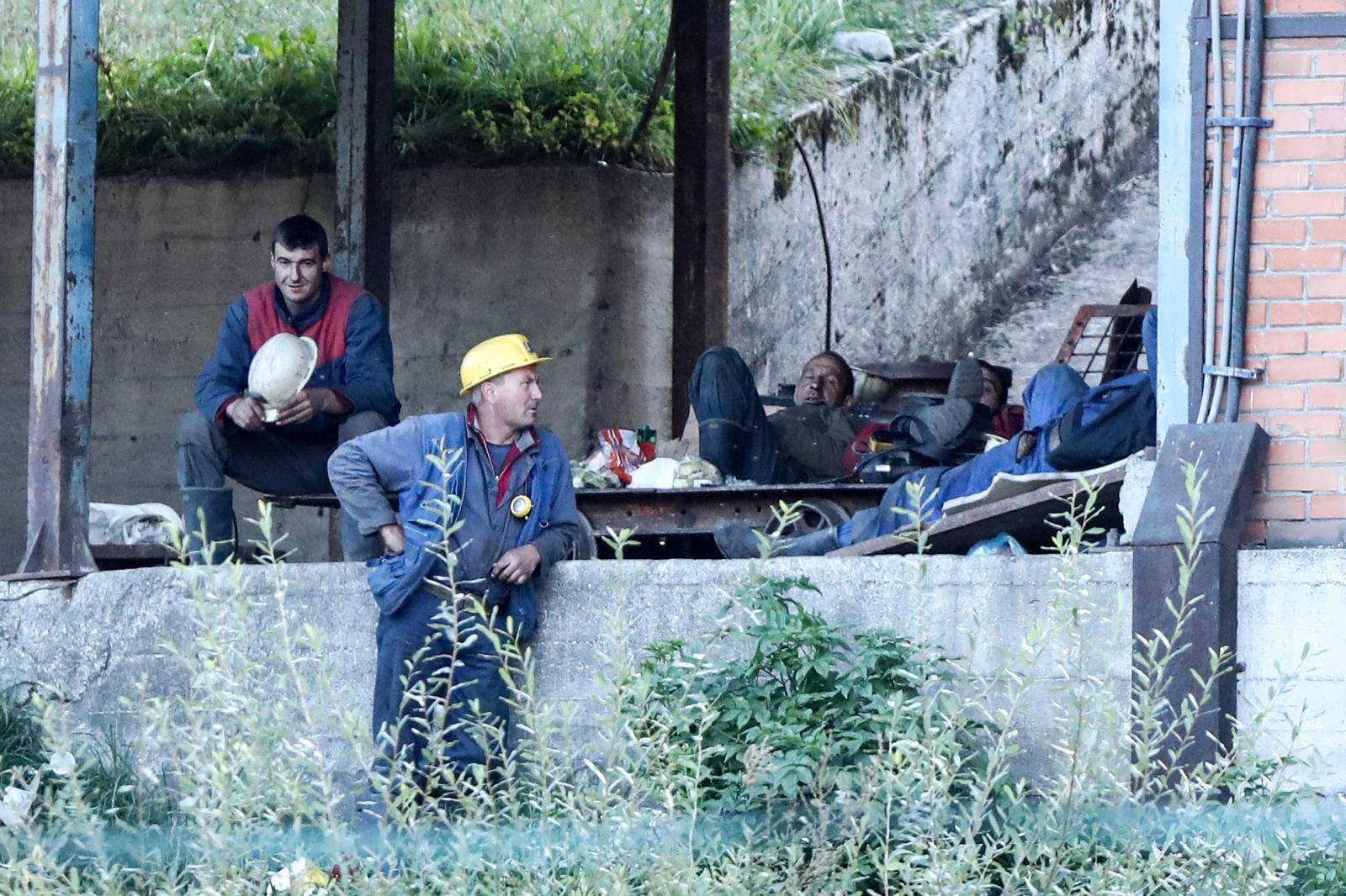 Drama u Zenici: Rudari već dva dana ne žele izaći iz svoje jame