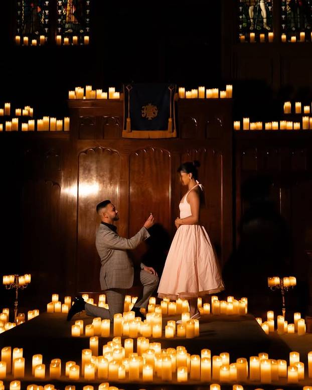 FOTO Koncert s tisuću svijeća: Za sve koji to žele doživjeti, uskoro će biti i u Hrvatskoj