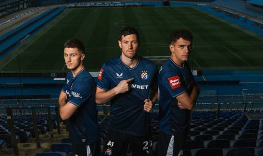 FOTO Dinamo prvi put zaigrao u četvrtom dresu! Dizajnirao ga je autor himne Bad Blue Boysa