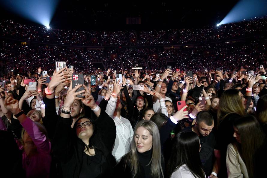 Zagreb: Prvi od pet koncerata Lepe Brene u Areni 