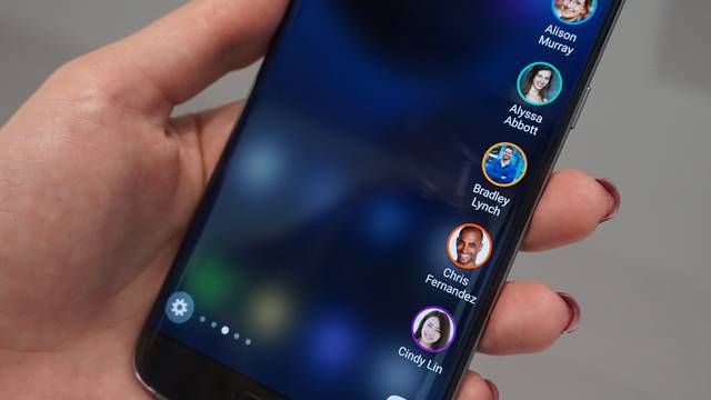 10 stvari koje može Samsung Galaxy S7, a iPhone ne može