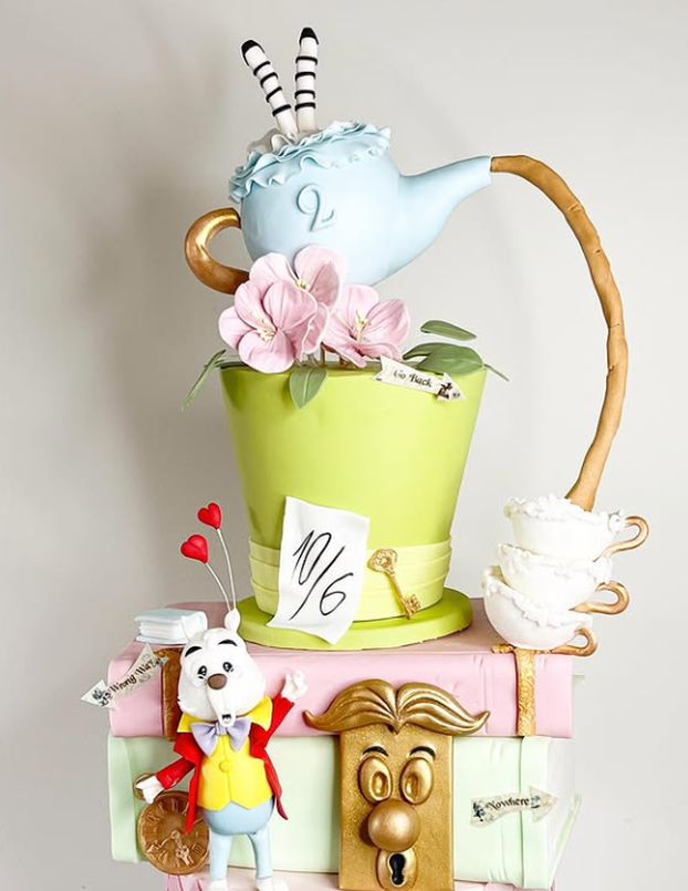 FOTO Maja Šuput proslavila je 46. rođendan - pogledajte tortu koja je bila hit večeri