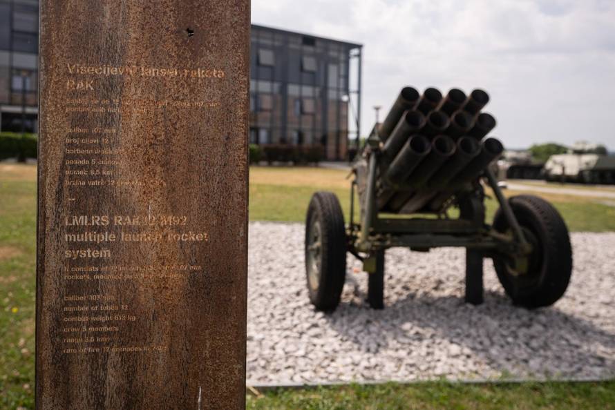 Turanj: Muzej Domovinskog rata Karlovac – Turanj povijesni je muzej o nastanku suvremene Republike Hrvatske i borbi za neovisnost u Domovinskom ratu