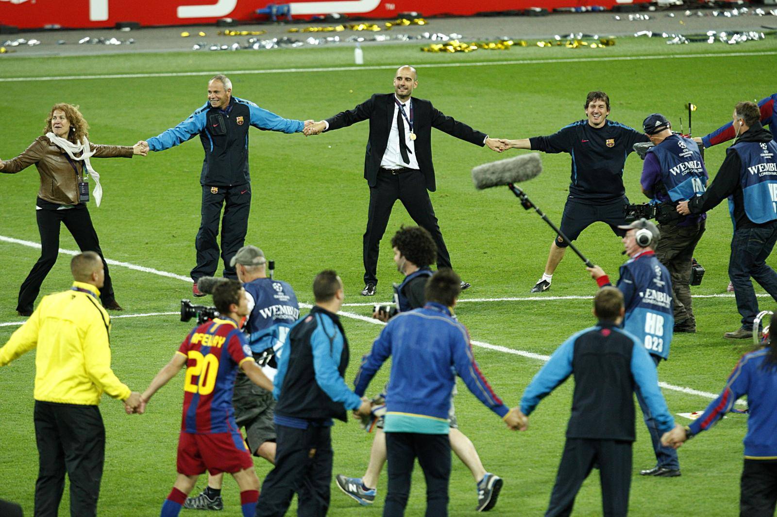 Soccer - UEFA Champions League - Final - Barcelona v Manchester United - Wembley Stadium