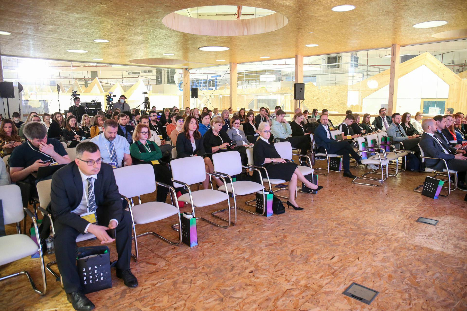 Šuica na konferenciji: 'ALMA je projekt koji će mladima pružiti priliku da uče u zemljama EU'