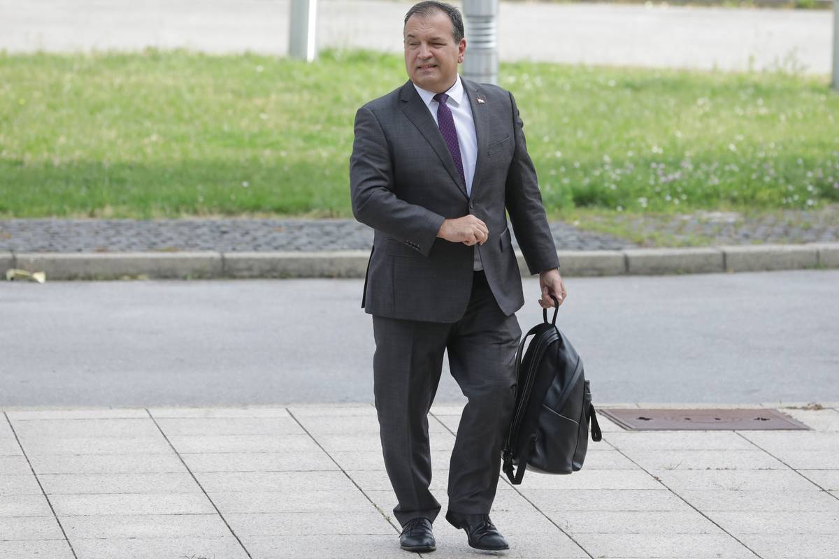 Stiže euro: IN2 kod ministra Beroša, a ostale nisu pozvali!