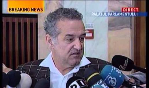 Gigi Becali iz zatvora zabranio prodaju zvijezde svoje Steaue