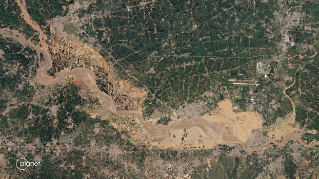 Satellite images show extent of floods across Pakistan