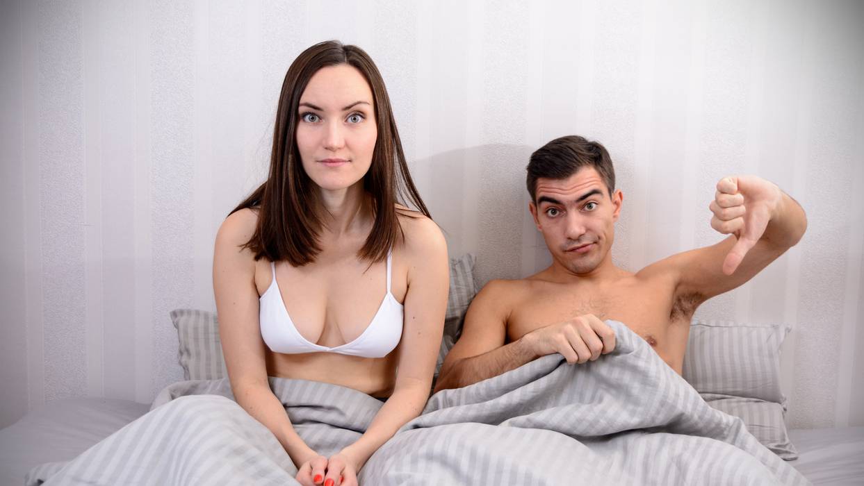 Krevetu u goli ljubljenja igre Spolni razvoj