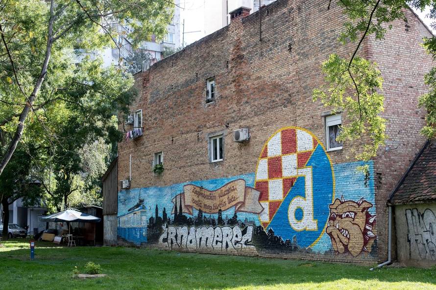 Zagreb: Murali i grafiti Bad Blue Boysa posvećeni Dinamu