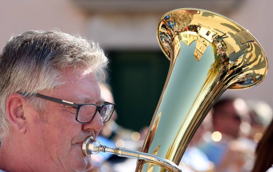 Skradin: Å ime Strikoman snima brod Tijat za 561. milenijsku fotografiju