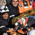 Tri čuda 198 sati nakon potresa u Turskoj: Spasioci iz ruševina izvukli su trojicu živih mladića