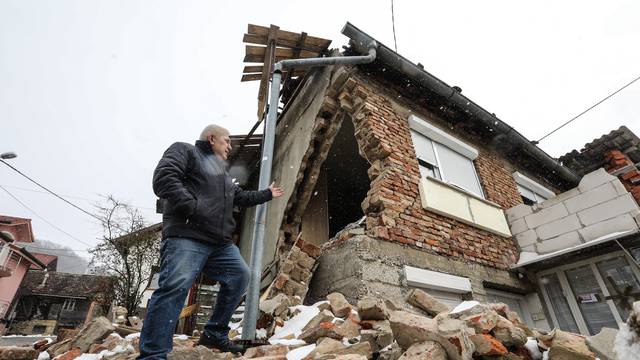 Stiglo 30.500 prijava za procjenu štete od potresa u Markuševcu: 'Fali nam ljudi...'
